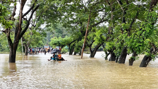 দেশের ৪ নদীর পানি এখনো বিপৎসীমার ওপরে, দীর্ঘস্থায়ী বন্যার শঙ্কা নেই