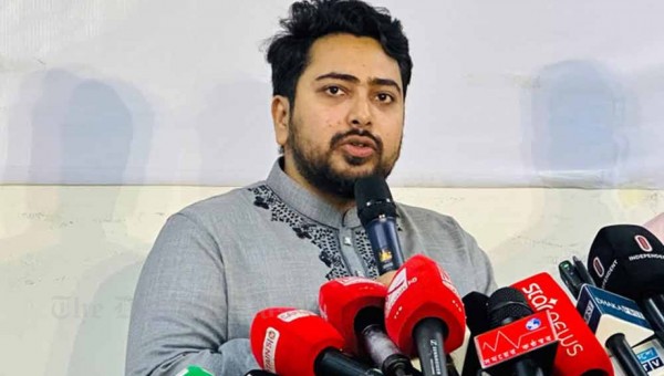 মাল্টা,ডিম, পোলাওয়ের চালরে দাম নিয়ে নাহিদ ইসলামের অভিযোগ
