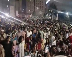 আ. লীগের অগ্নিসন্ত্রাসের প্রতিবাদে রাজধানীতে এনসিপির মিছিল