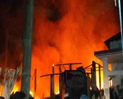 জগন্নাথপুরে রান্নাঘরের আগুনে ৫ পরিবারের ঘর পুড়ে ছাই