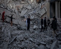 ইরানে মার্কিন পাইলট উদ্ধারের সময় মার্কিন-ইসরাইলি হামলায় নিহত ৫