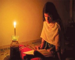 জ্বালানি সংকটে সিলেটে বাড়ছে লোডশেডিং , বিপাকে শিক্ষার্থী ও ব্যবসায়ী