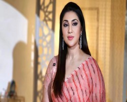 নেপালে ক্যাবল কারে চড়ে ভয় পেলেন অপু বিশ্বাস