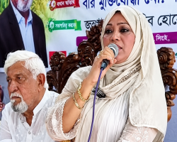 &lsquo;আমার ইজ্জত নিয়ে ছিনিমিনি খেলতে পারবেন না&rsquo;